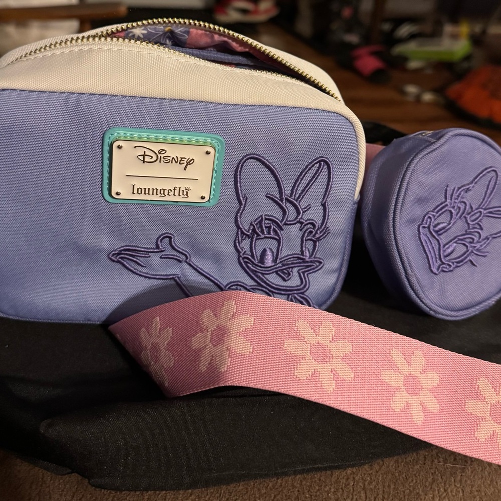 Loungefly Disney Daisy Duck Sling Bag Set
